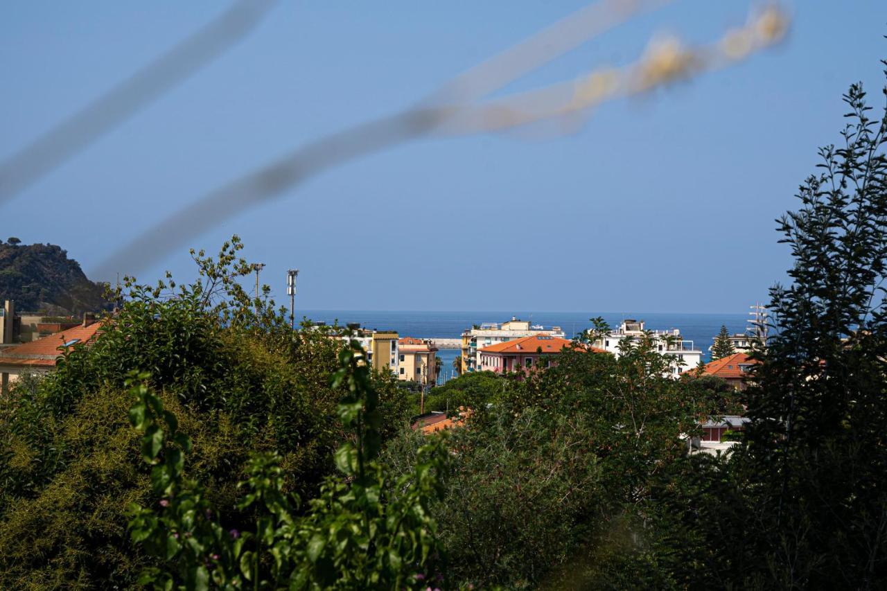 070 - Olanda Con Veranda Vista Mare A 5 Minuti Con Piscina Condominiale Sestri Levante